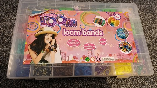 Friendship loom bands making - friendship,
