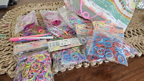 Several loom bands - bands, sets
